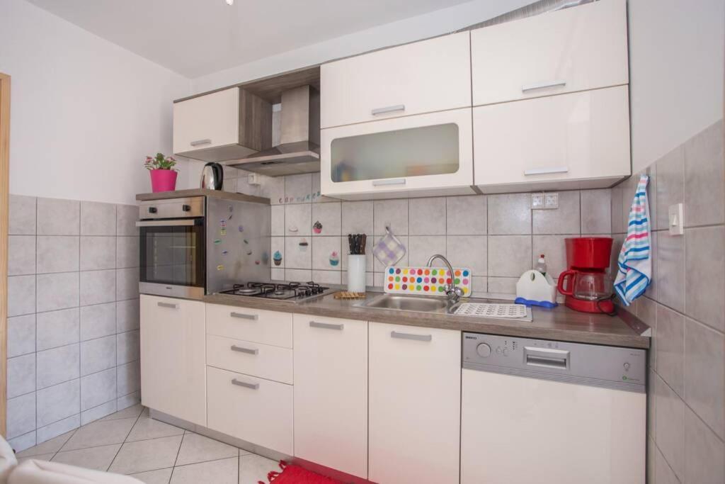 Apartment Nebo ポレッチ エクステリア 写真