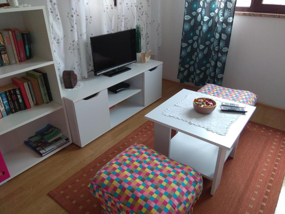 Apartment Nebo ポレッチ エクステリア 写真